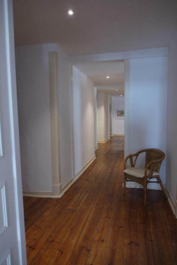Stunning Apartment Near Chiado ลิสบอน ภายนอก รูปภาพ